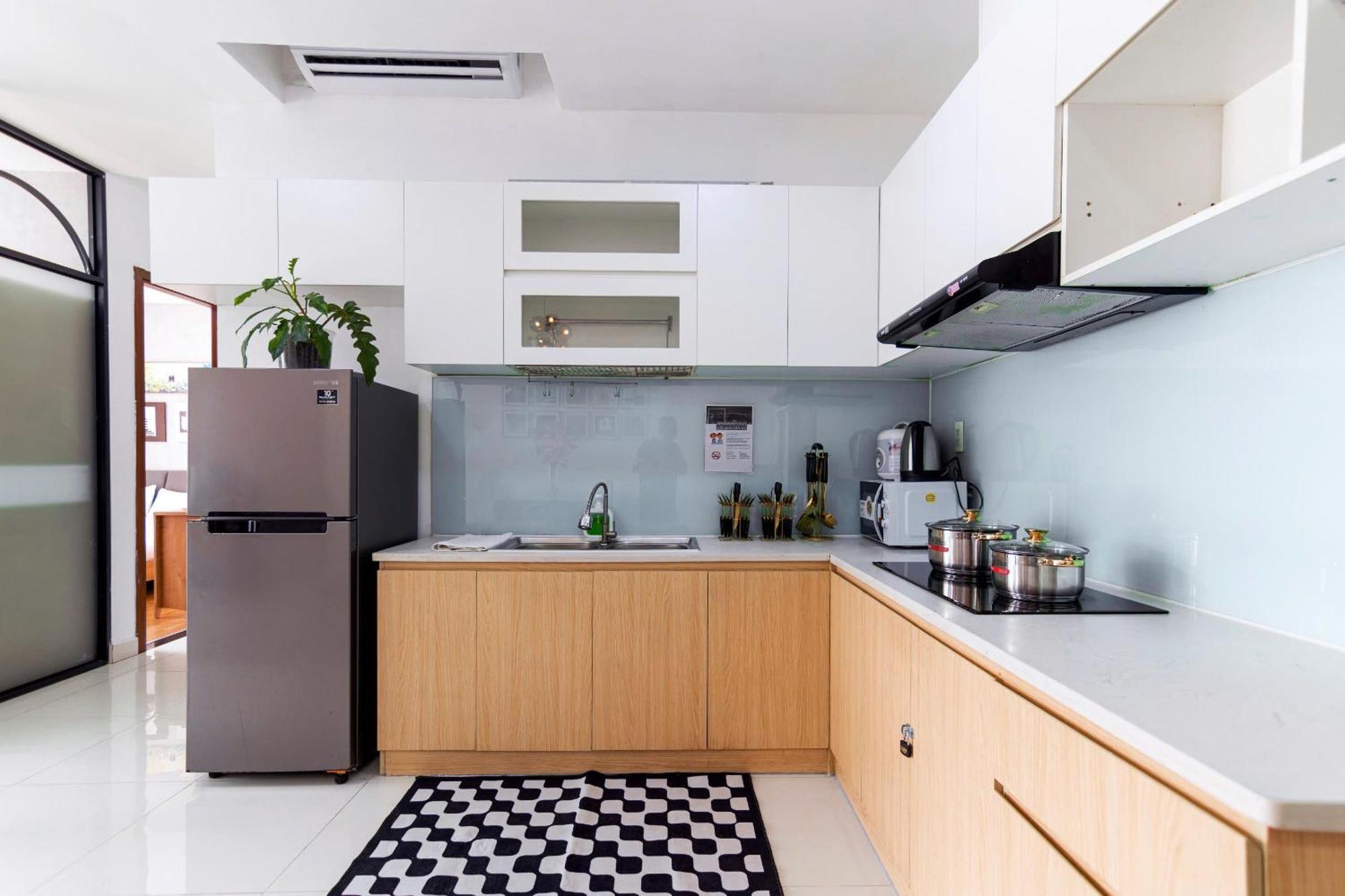 Grand Riverside Aparment 4brs 5 Beds Near D1 Apartamento