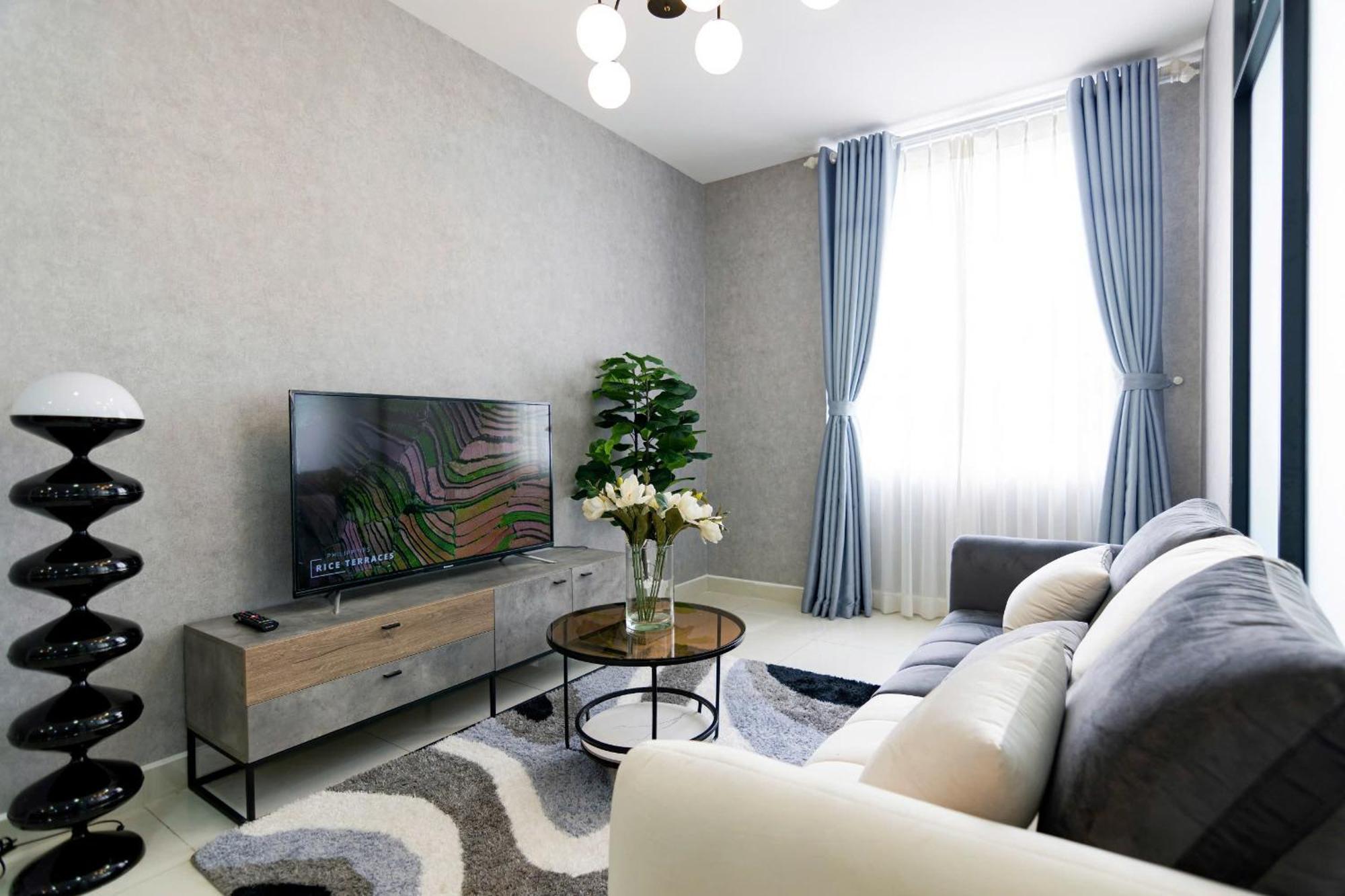 Grand Riverside Aparment 4brs 5 Beds Near D1