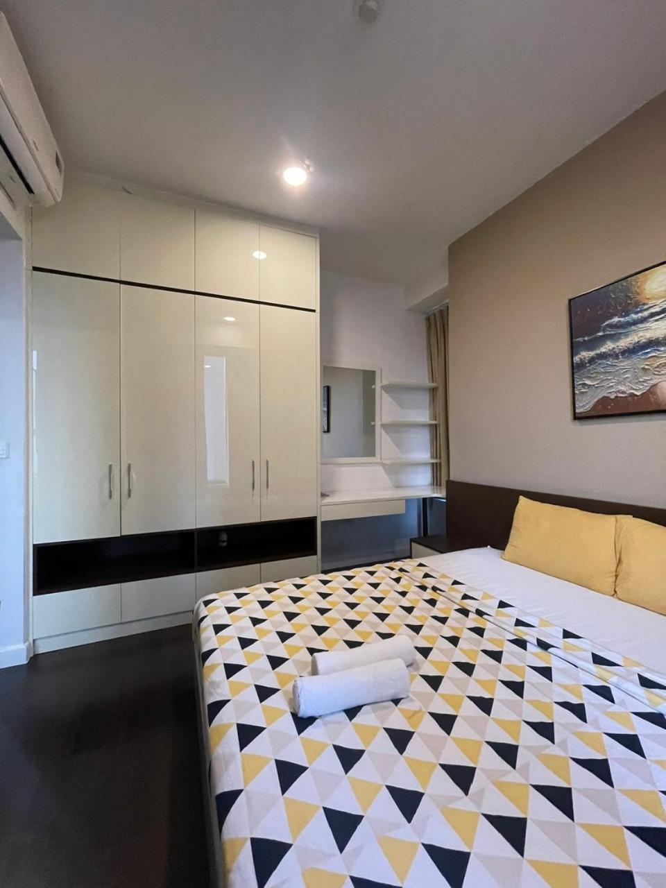 Apartamento Grand Riverside Aparment 4brs 5 Beds Near D1 *