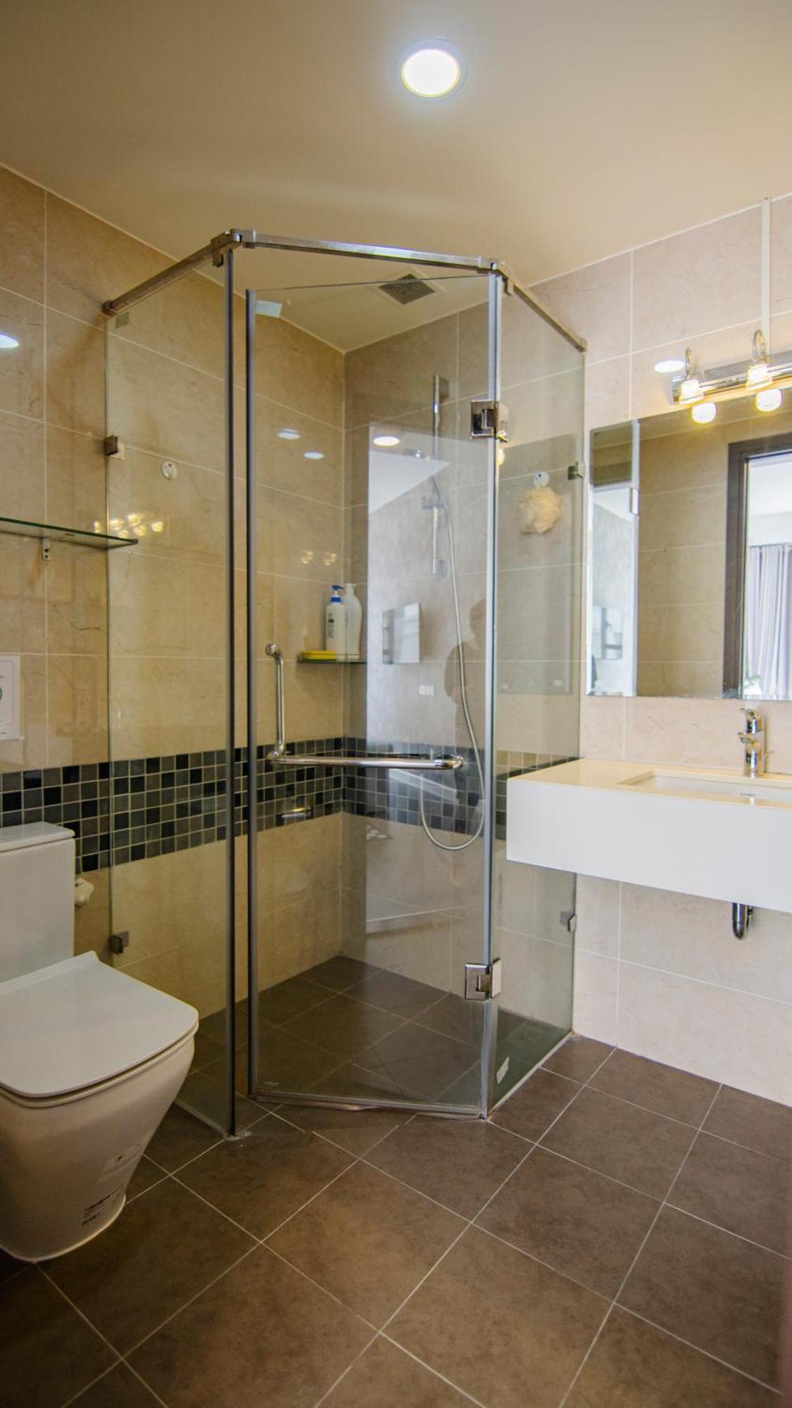 Grand Riverside Aparment 4brs 5 Beds Near D1 Apartamento *